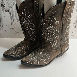 ROCKIN COUNTRY COLLECTION Women's Leather Studded Western Boots Size 8W